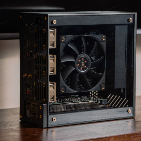 Sff Mini Itx Cnc Aluminum Chassis - Gabinete LP P6 ITX em Alumínio